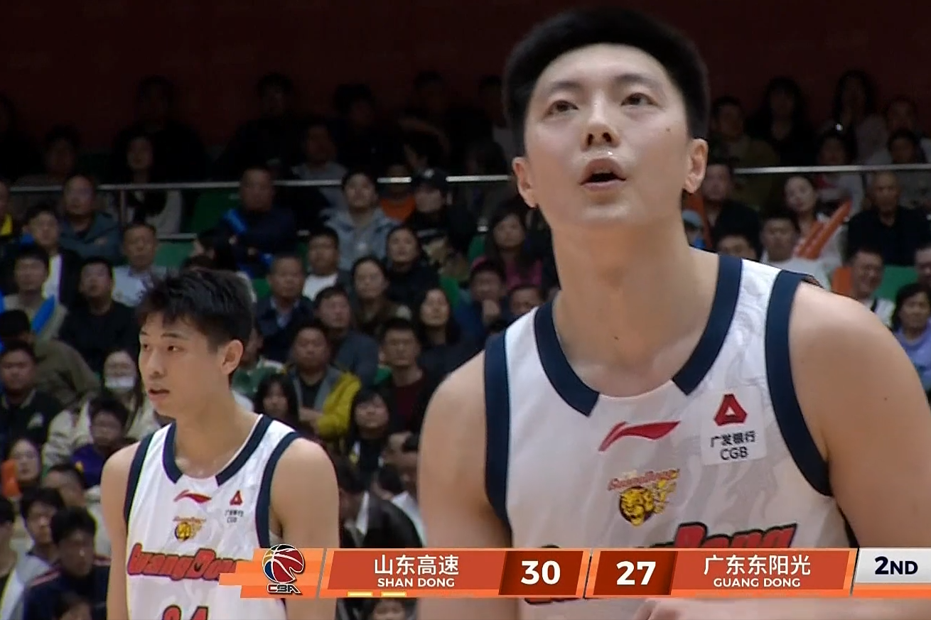 开云体育下载-CBA:徐杰6中1终结三连胜,外援8失误,高诗岩15+6晃倒徐杰